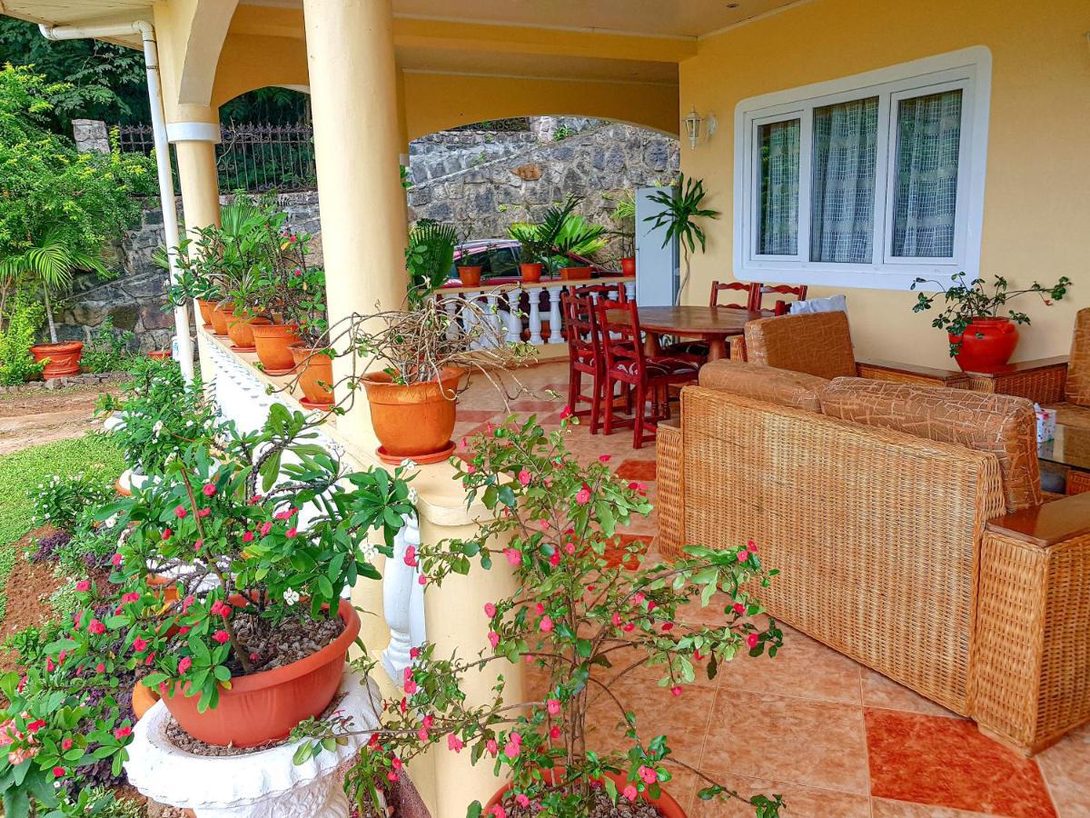 SeyBreeze Villa Anse Royale Buitenkant foto